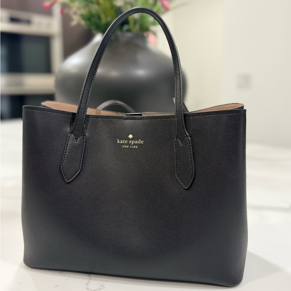 Kate Spade Black Leather Tote Bag 🖤
